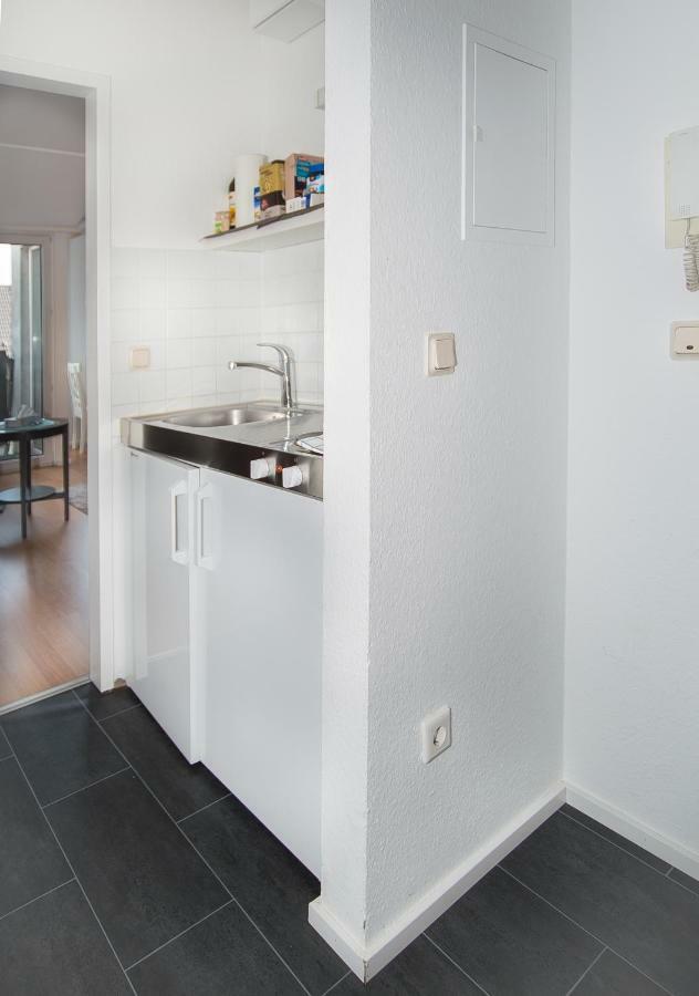 Business & Tourist Apartment Düsseldorf Dış mekan fotoğraf